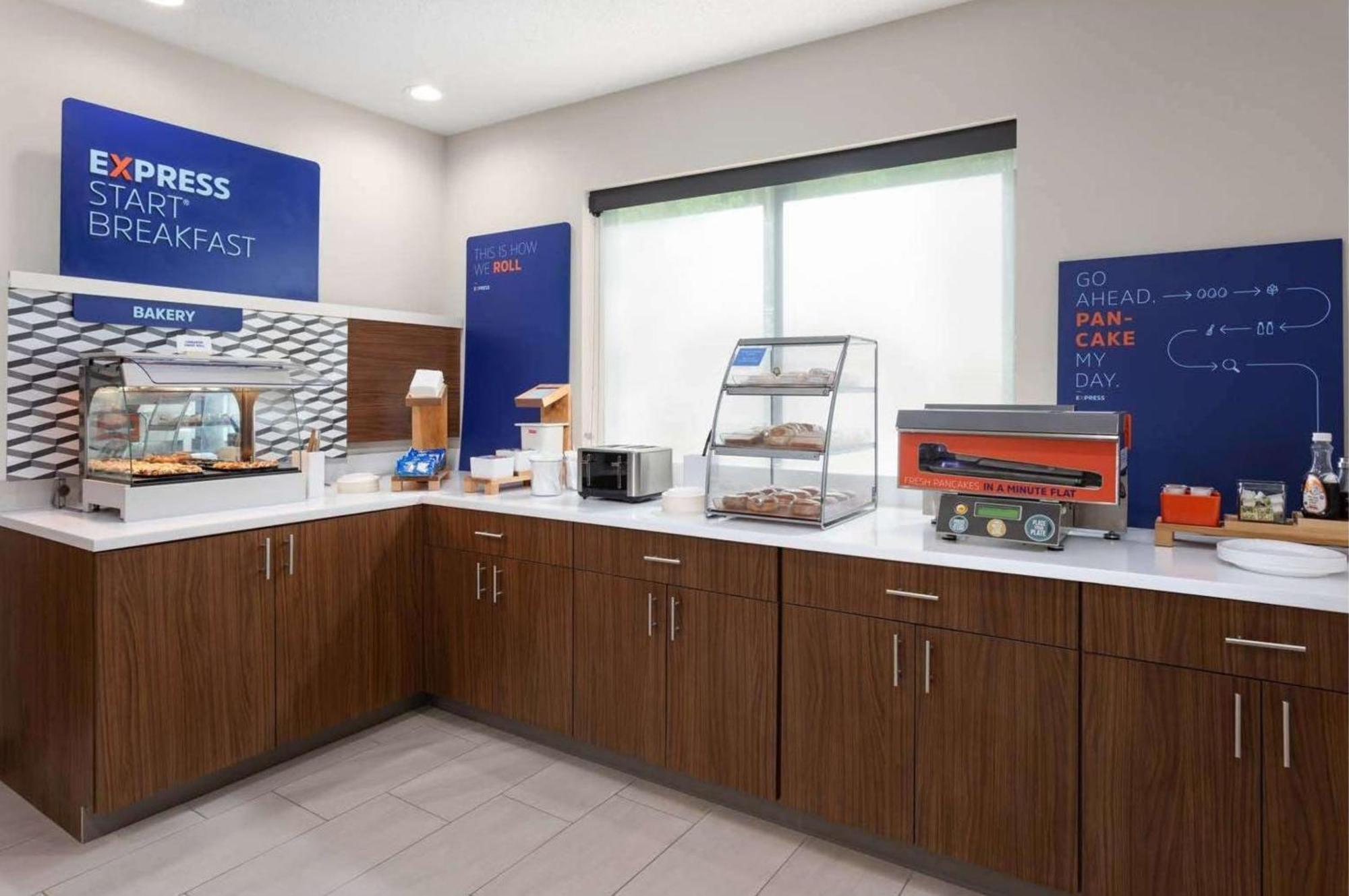 Holiday Inn Express Hotel & Suites Dubois By Ihg Exterior photo